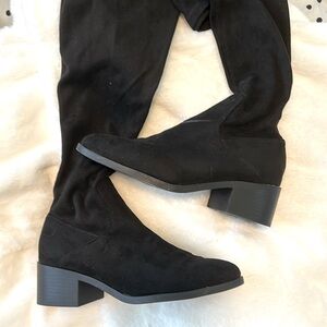 Forever 21 Highland Suede Black Boot US Size 7